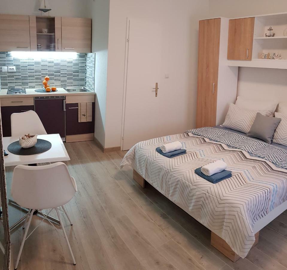 Apartments Deak マカルスカ エクステリア 写真