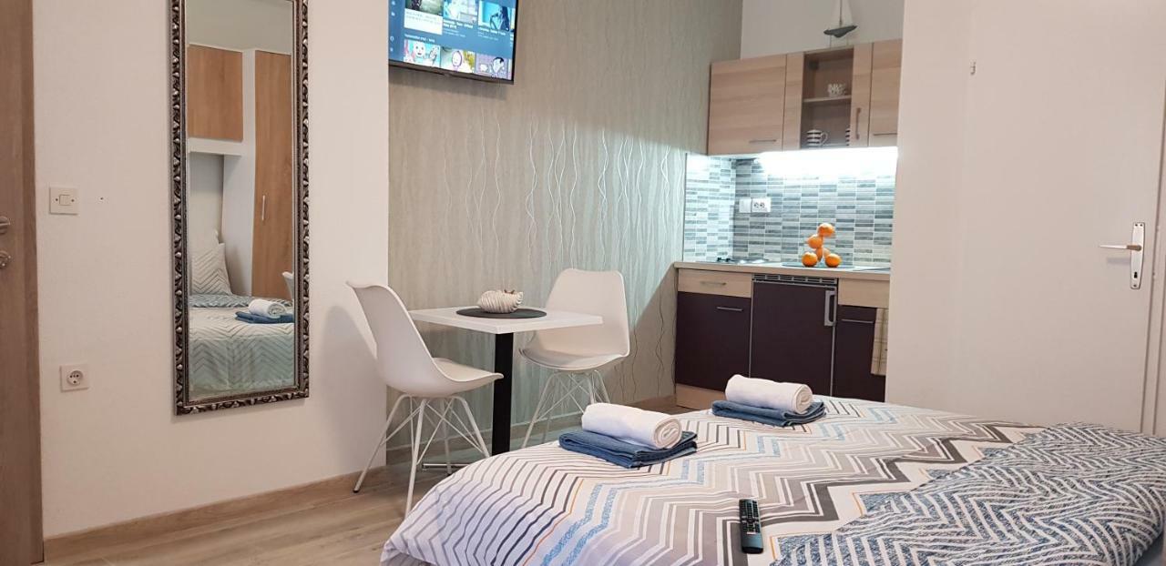 Apartments Deak マカルスカ エクステリア 写真